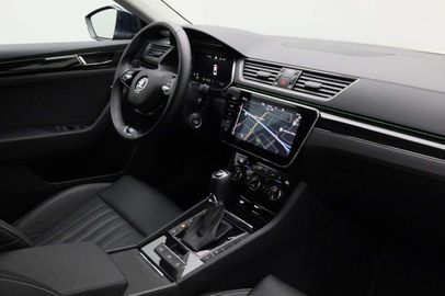 Car image 41