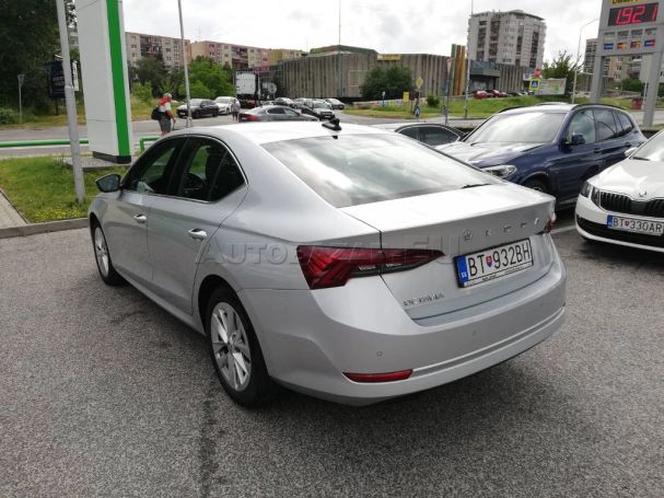 Skoda Octavia 2.0 TDI DSG Style 110 kW image number 6