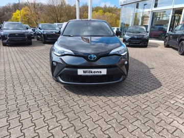 Car image 3