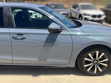 Car image 28