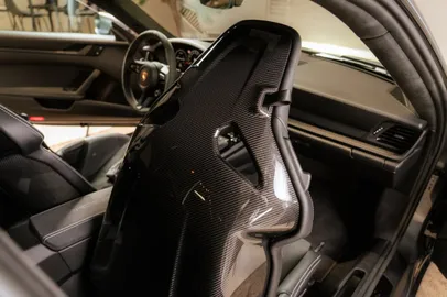 Car image 37