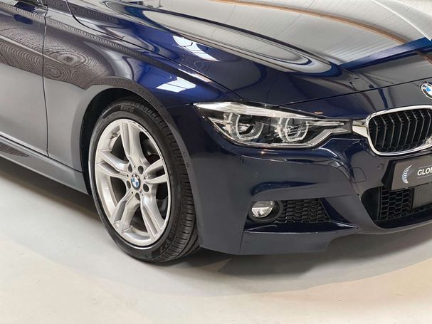 BMW 330e Edition M Sport Shadow 185 kW image number 28