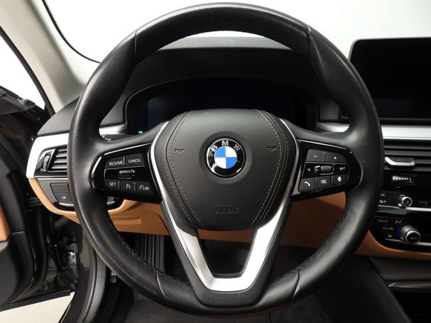 BMW 520i 135 kW image number 11