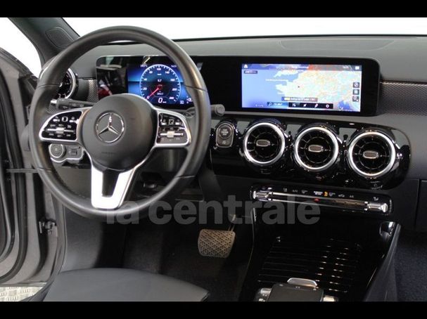 Mercedes-Benz A 180 100 kW image number 17