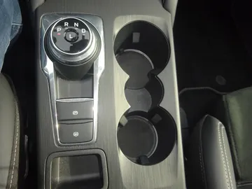 Car image 40