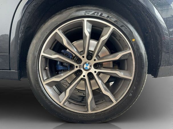 BMW X4 M40d xDrive 240 kW image number 11