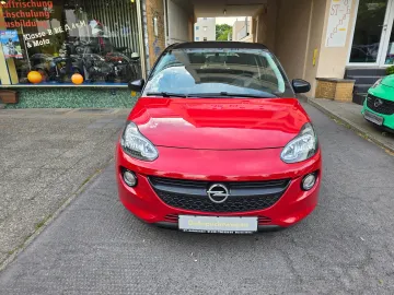 Car image 26
