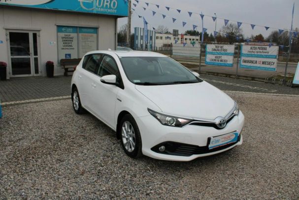 Toyota Auris 100 kW image number 1