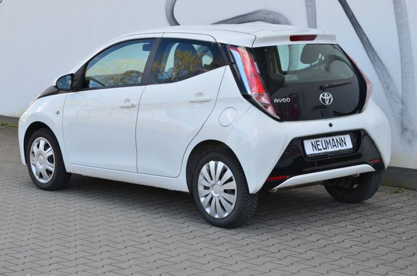 Toyota Aygo 51 kW image number 8