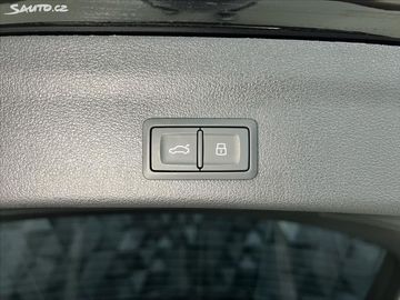 Car image 41