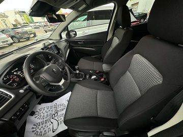 Car image 15