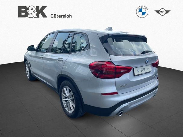 BMW X3 xDrive20d Advantage 140 kW image number 6