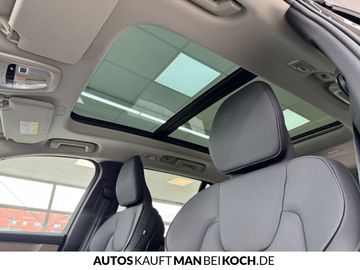 Car image 35