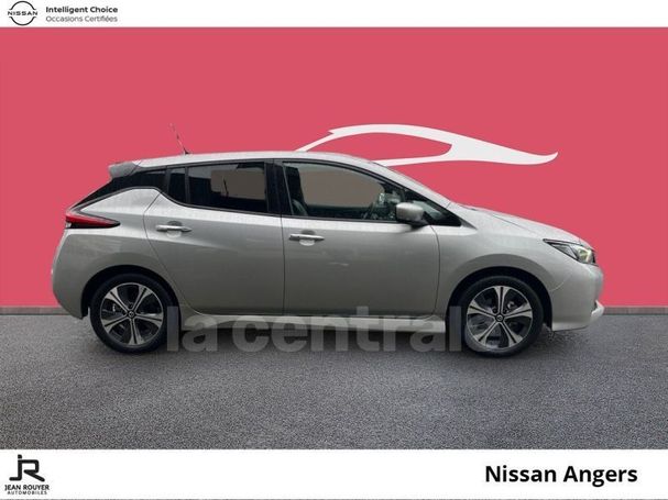 Nissan Leaf 40 kWh N-Connecta 110 kW image number 13