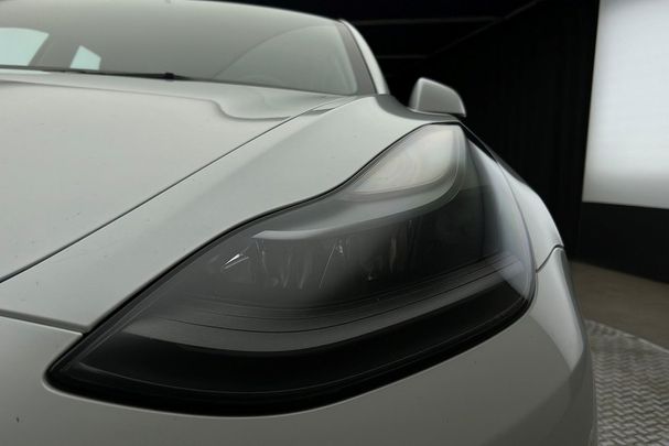 Tesla Model 3 Standard Range Plus 225 kW image number 10