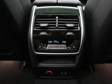 Car image 50