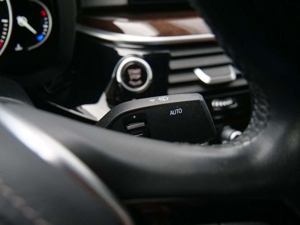 BMW 520d 121 kW image number 17