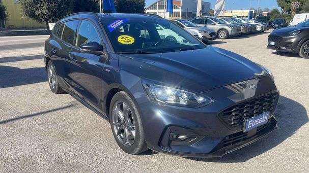 Ford Focus 1.0 EcoBoost Hybrid 91 kW image number 3