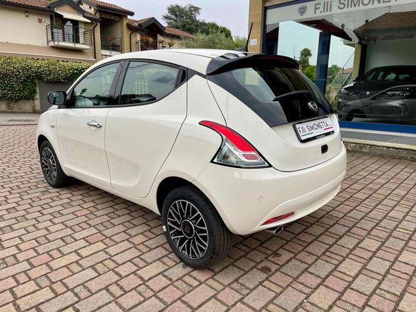 Lancia Ypsilon 51 kW image number 6