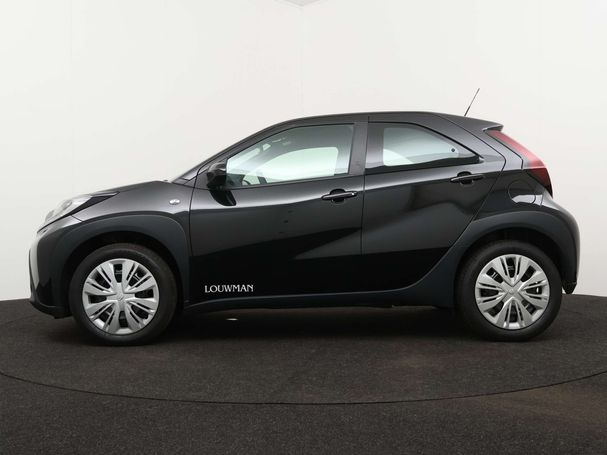 Toyota Aygo X 1.0 VVT-i 53 kW image number 3