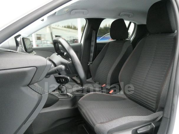 Peugeot 208 PureTech 100 Active 74 kW image number 6