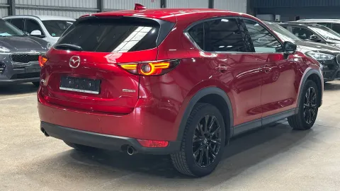 Car image 3