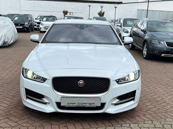 Jaguar XE 132 kW image number 8