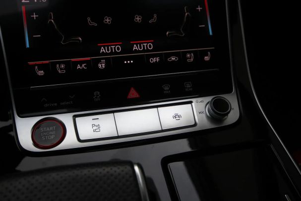 Audi RSQ8 TFSI quattro Tiptronic 441 kW image number 21