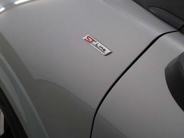 Car image 37