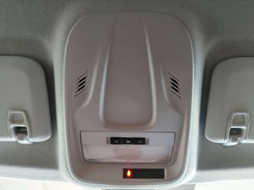 Car image 36