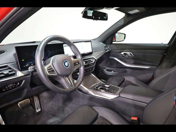 BMW 330 e Touring xDrive 215 kW image number 4