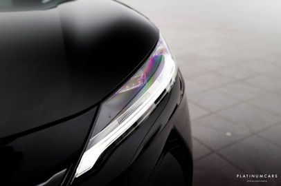 Car image 25