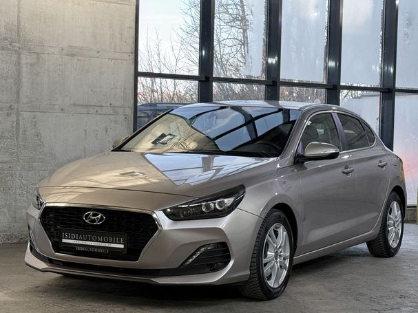 Hyundai i30 Fastback Style 103 kW image number 2