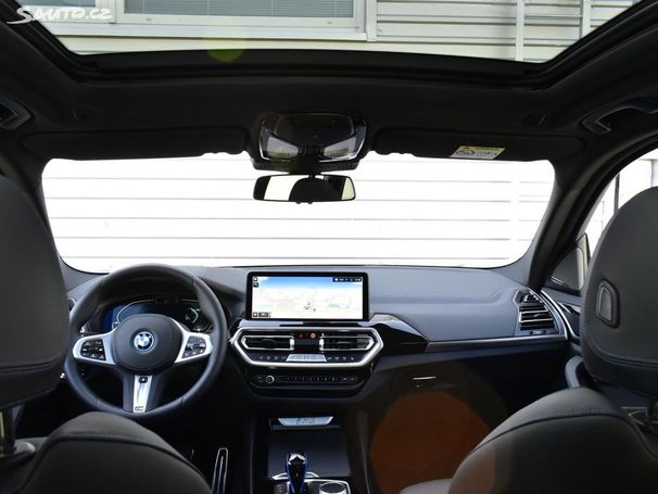 BMW iX3 210 kW image number 8