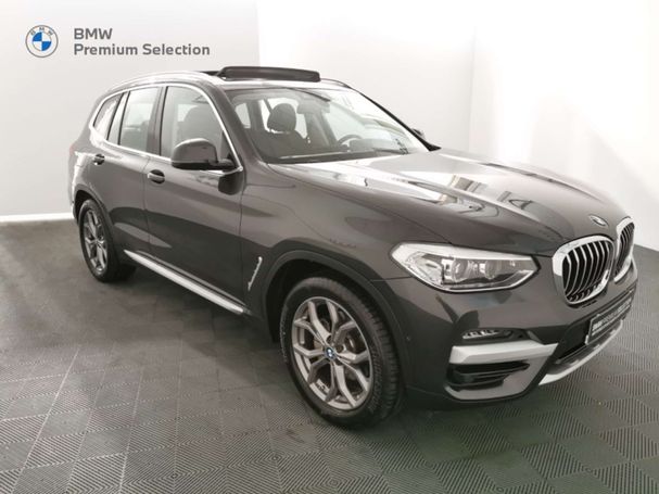 BMW X3 xDrive20d xLine 142 kW image number 18