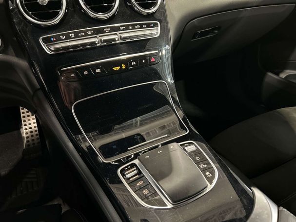 Mercedes-Benz GLC 300 de 4Matic 225 kW image number 14