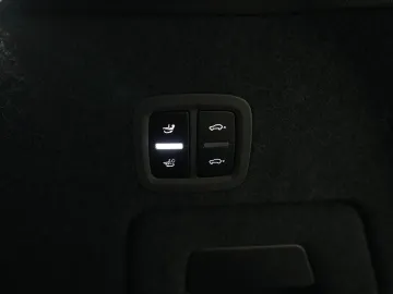Car image 50