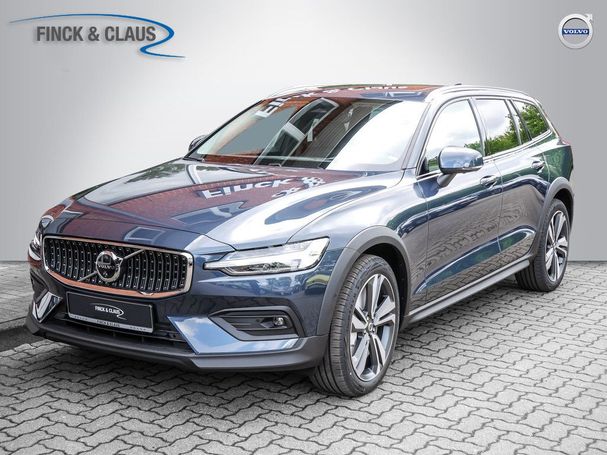 Volvo V60 Cross Country AWD B5 184 kW image number 1