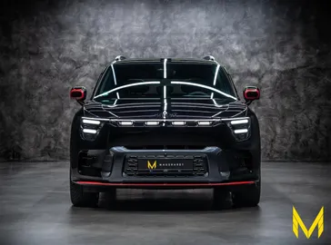Car image 5