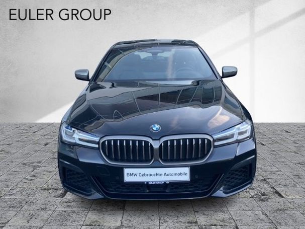 BMW 550i xDrive 390 kW image number 2