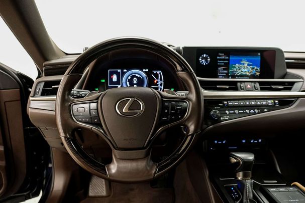 Lexus ES 300 H 160 kW image number 17