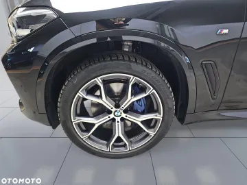 Car image 34