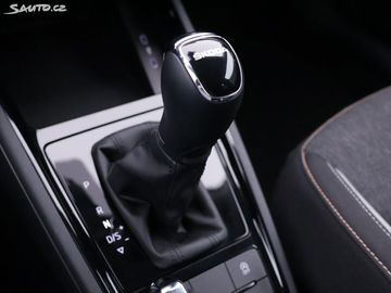 Car image 30