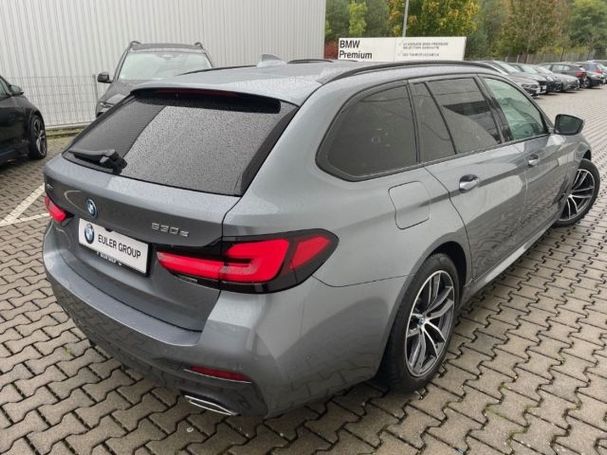 BMW 530 Touring xDrive 215 kW image number 3