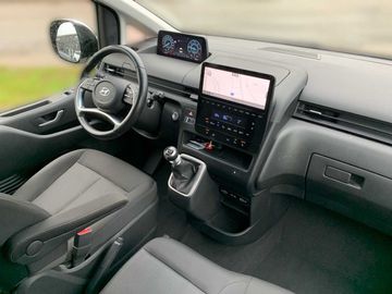 Car image 26