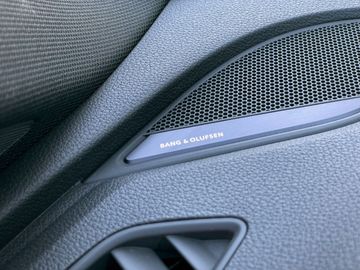 Car image 42