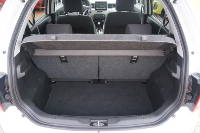Car image 32