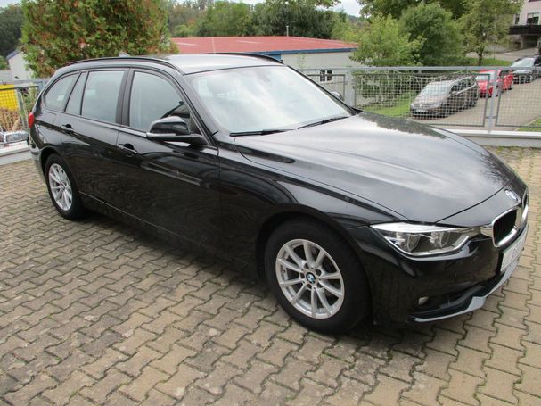 BMW 320i Touring 135 kW image number 2