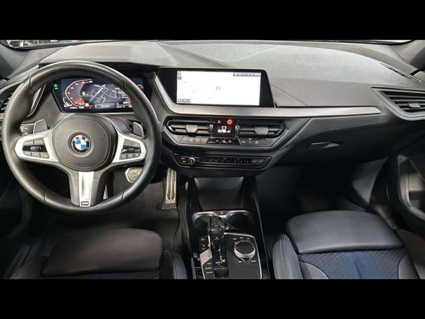 BMW 118d xDrive 112 kW image number 4