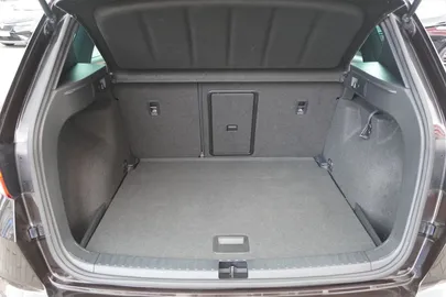 Car image 36